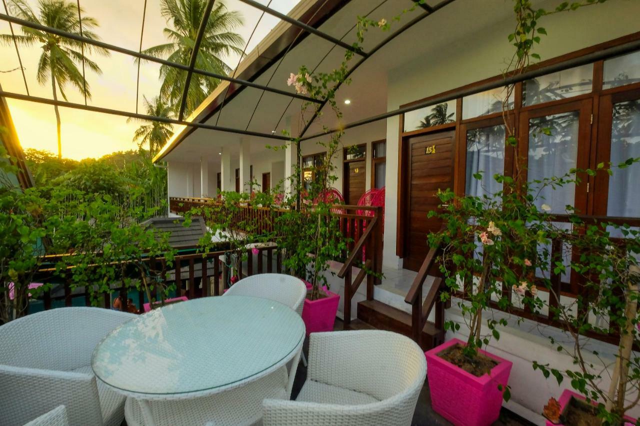 Lombok Senggigi Hotel Mangsit Exterior foto